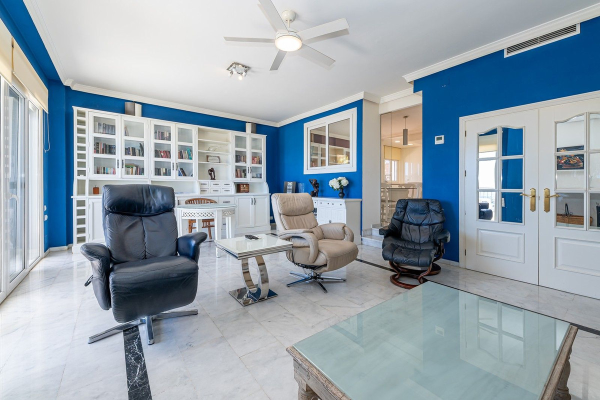 5 Bed Townhouse for sale in La Capellania Costa Del Sol, Málaga, Spain