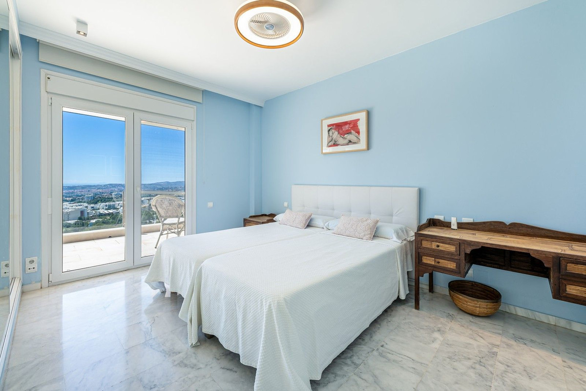5 Bed Townhouse for sale in La Capellania Costa Del Sol, Málaga, Spain