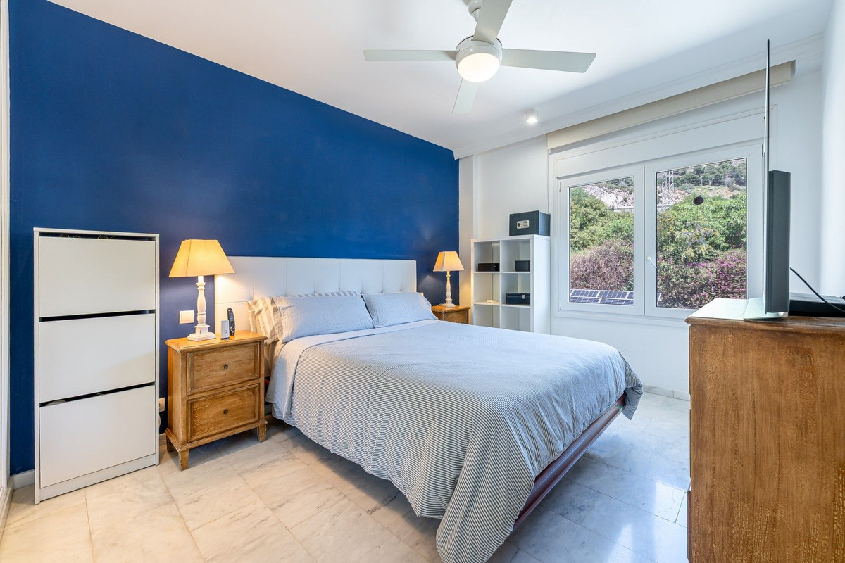 5 Bed Townhouse for sale in La Capellania Costa Del Sol, Málaga, Spain