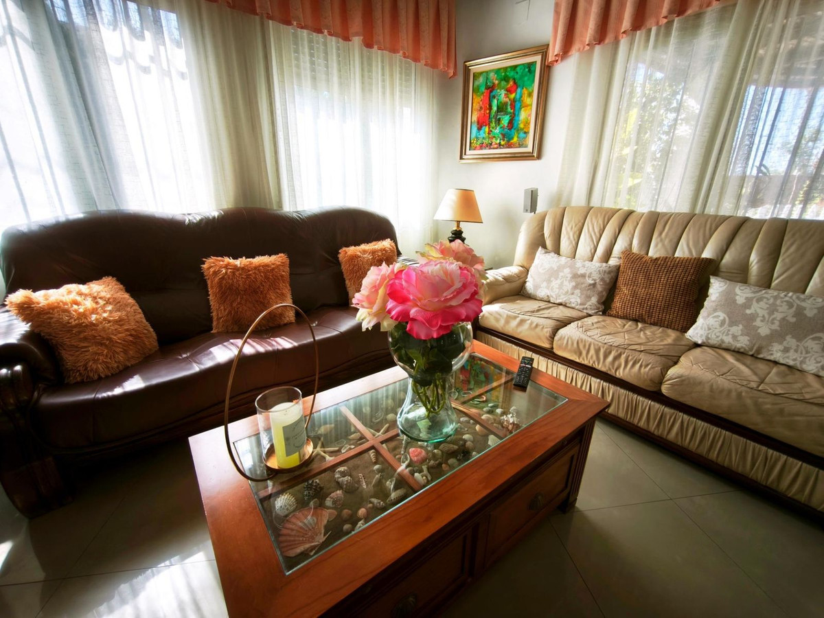 Se vende Villa - Chalet de 4 dormitorios en Costa Calida, Murcia, España