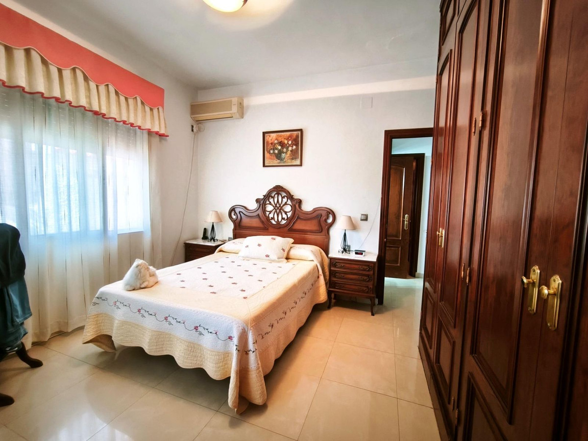 Se vende Villa - Chalet de 4 dormitorios en Costa Calida, Murcia, España