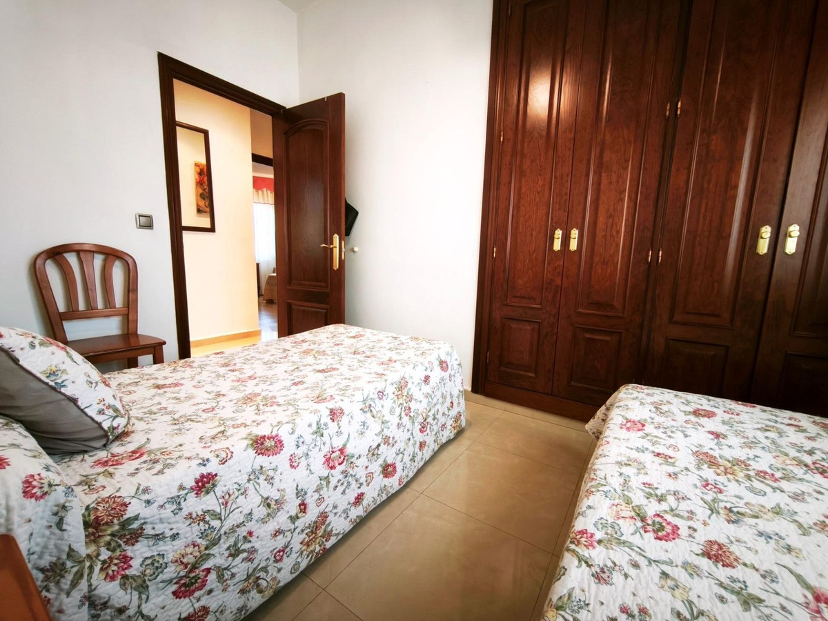 Se vende Villa - Chalet de 4 dormitorios en Costa Calida, Murcia, España