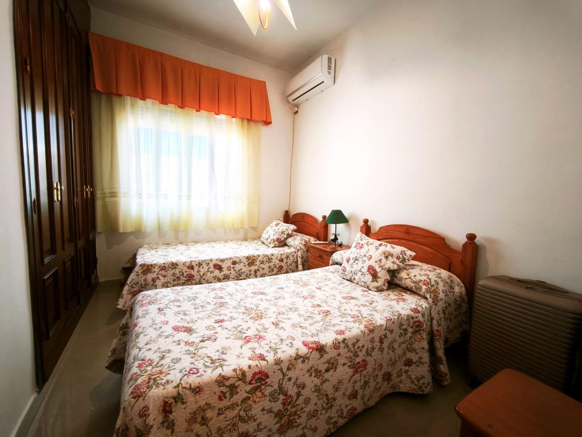 Se vende Villa - Chalet de 4 dormitorios en Costa Calida, Murcia, España
