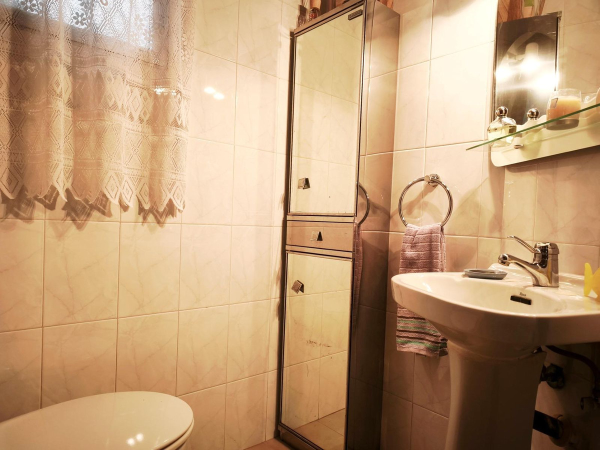 Se vende Villa - Chalet de 4 dormitorios en Costa Calida, Murcia, España