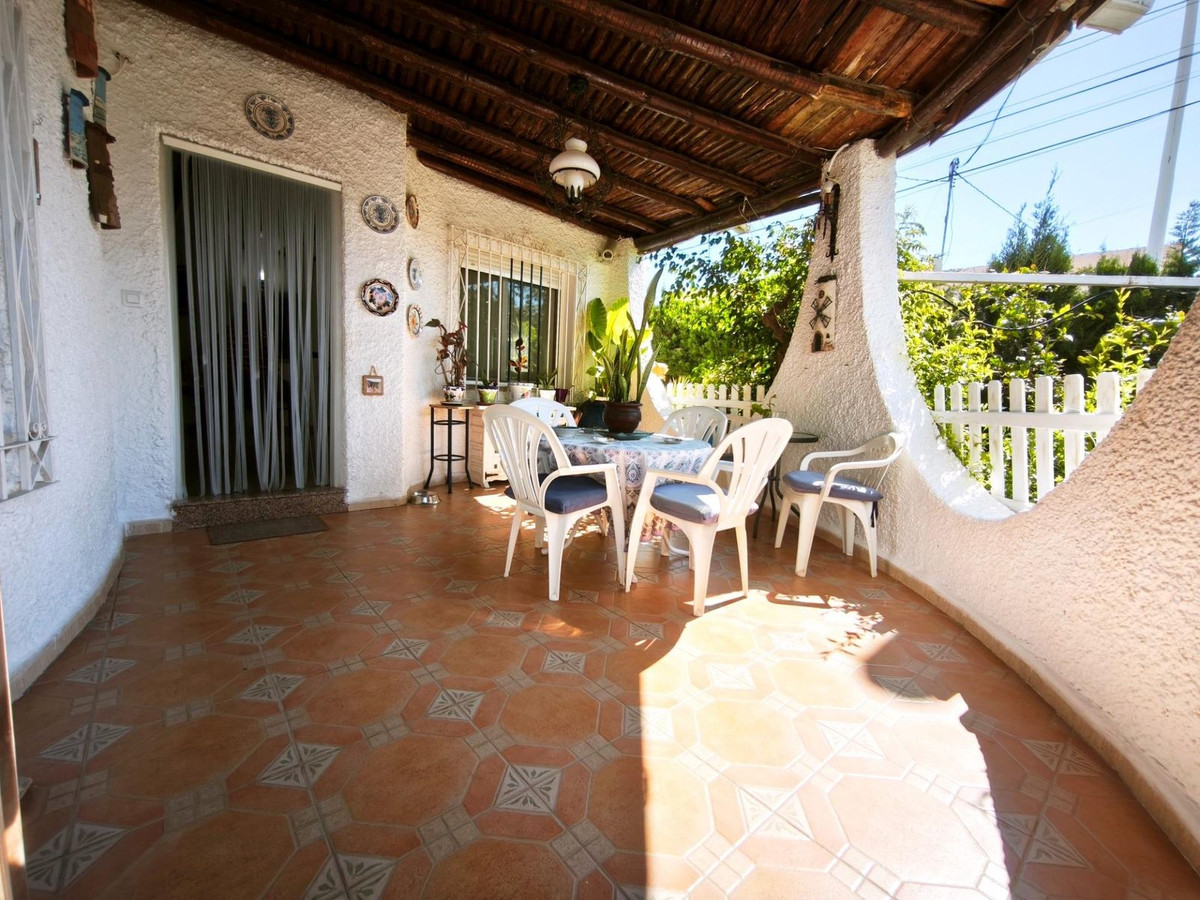 Se vende Villa - Chalet de 4 dormitorios en Costa Calida, Murcia, España