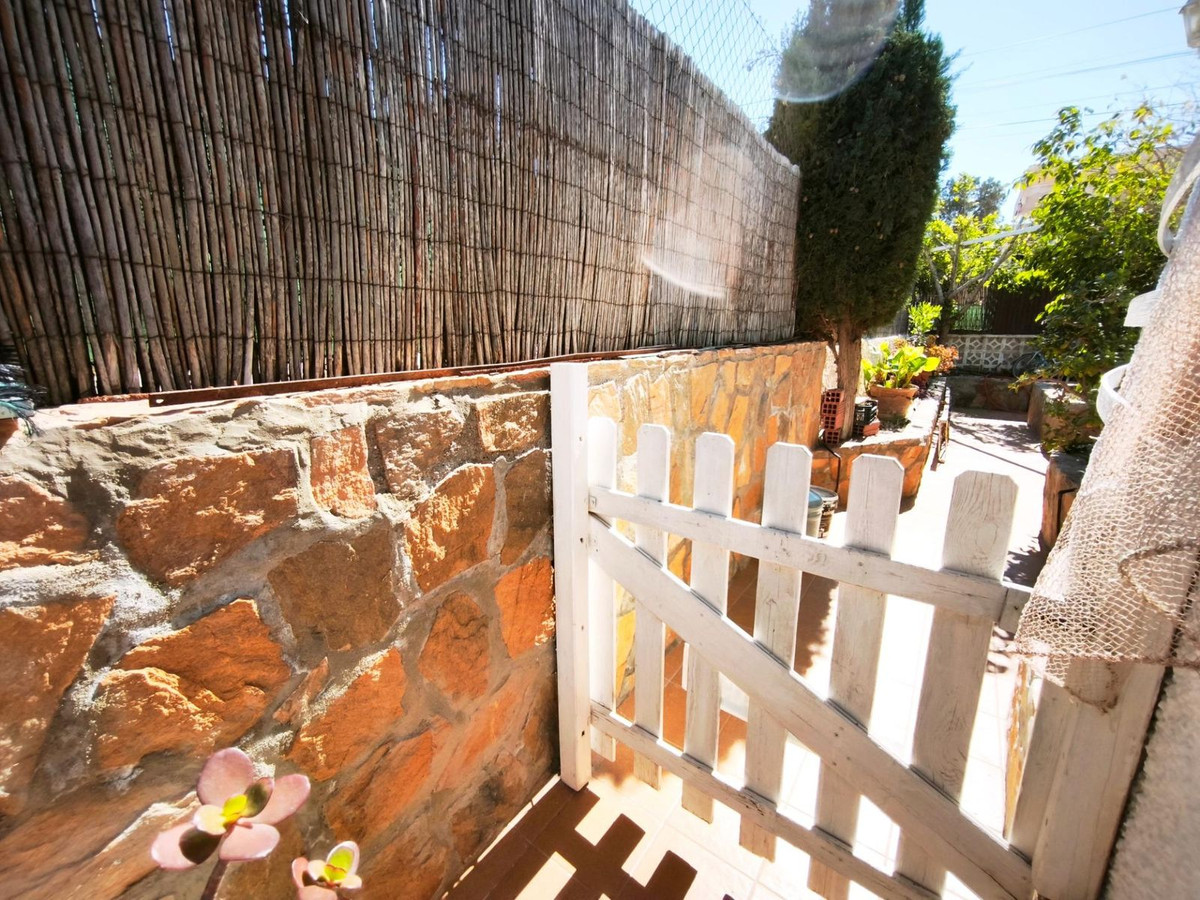 Se vende Villa - Chalet de 4 dormitorios en Costa Calida, Murcia, España
