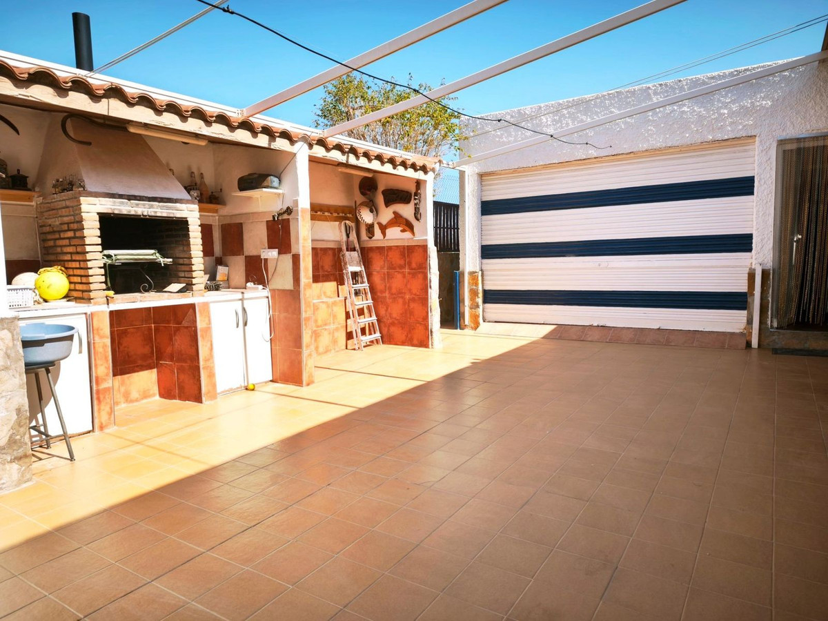 Se vende Villa - Chalet de 4 dormitorios en Costa Calida, Murcia, España