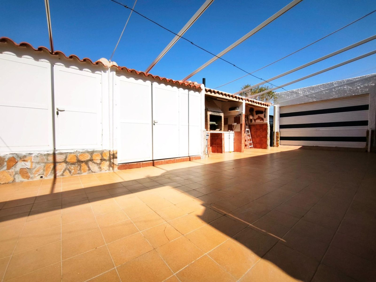 Se vende Villa - Chalet de 4 dormitorios en Costa Calida, Murcia, España