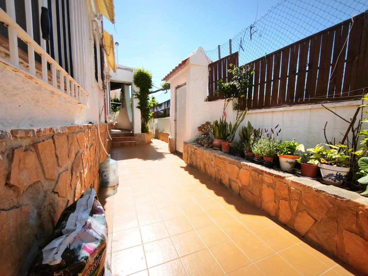 Se vende Villa - Chalet de 4 dormitorios en Costa Calida, Murcia, España