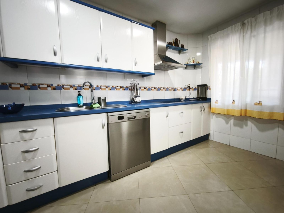 Se vende Villa - Chalet de 4 dormitorios en Costa Calida, Murcia, España