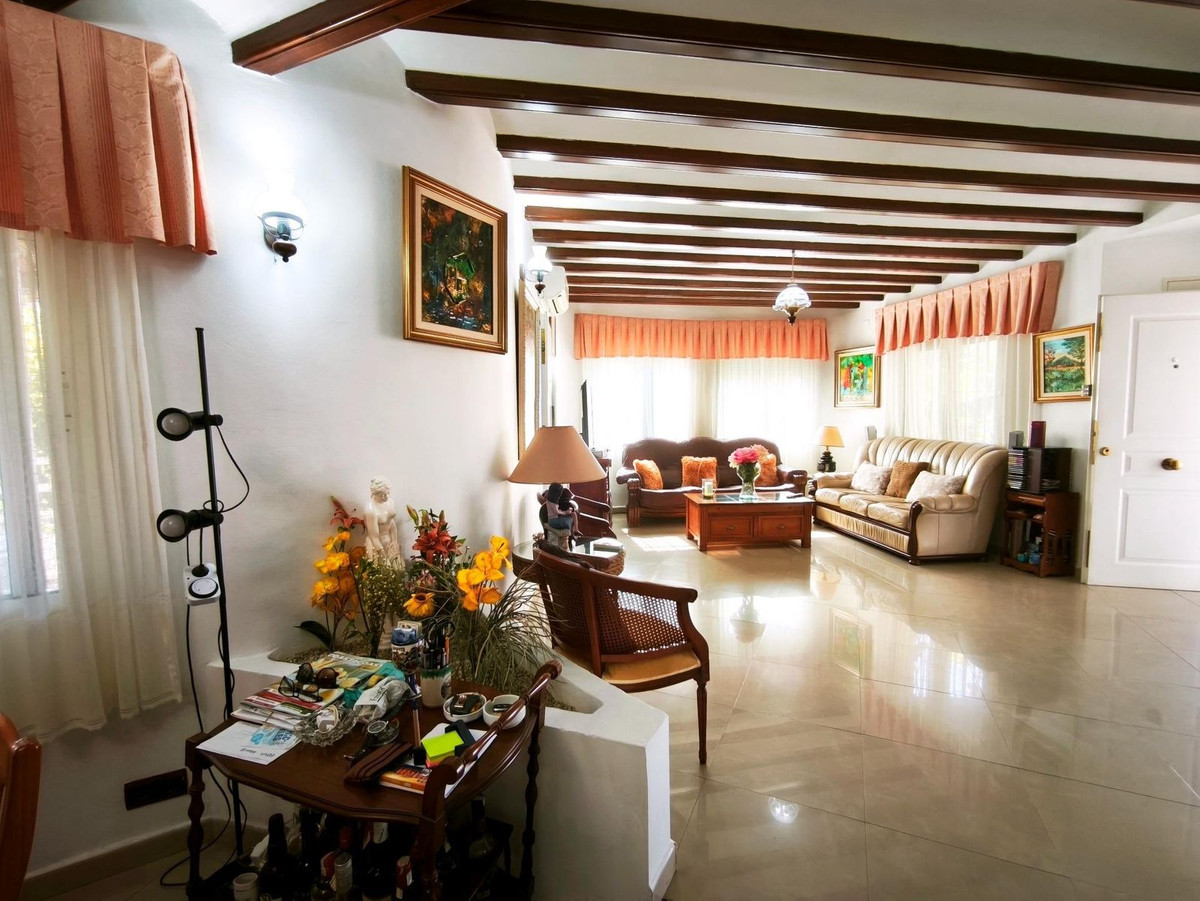 Se vende Villa - Chalet de 4 dormitorios en Costa Calida, Murcia, España