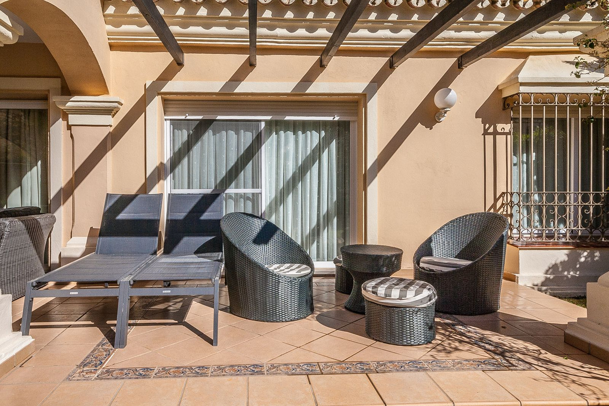 Se vende Apartamento Planta Baja de 2 dormitorios en Costa Del Sol, Málaga, España