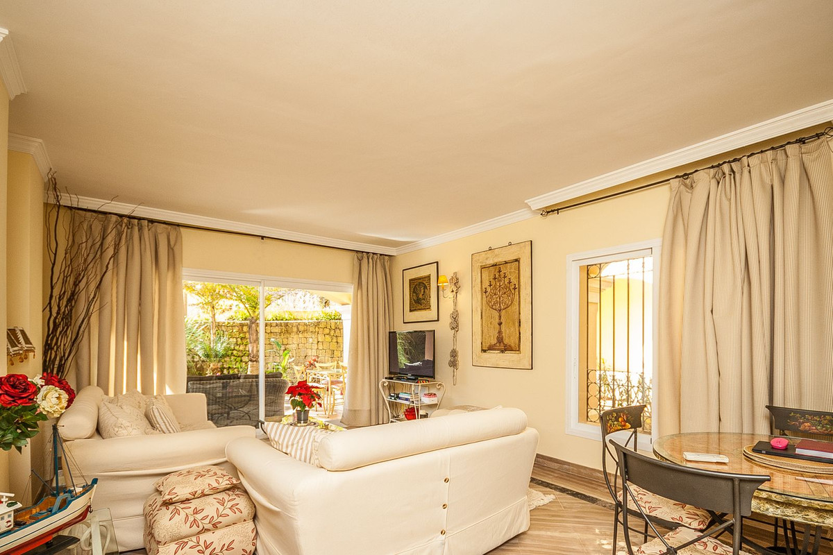 Se vende Apartamento Planta Baja de 2 dormitorios en Costa Del Sol, Málaga, España