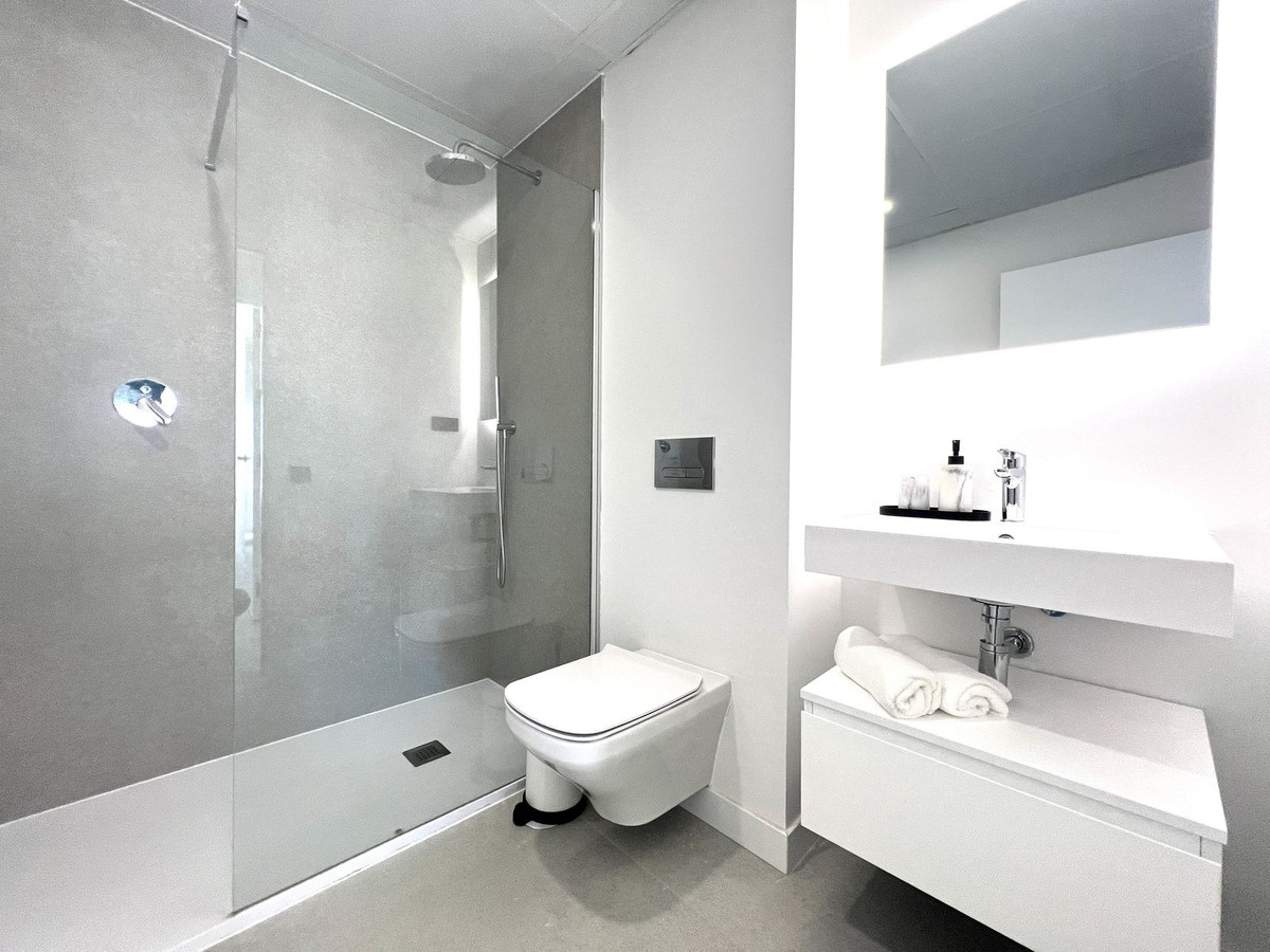 2 Bed Apartment for sale in Altos De Los Monteros Costa Del Sol, Málaga, Spain