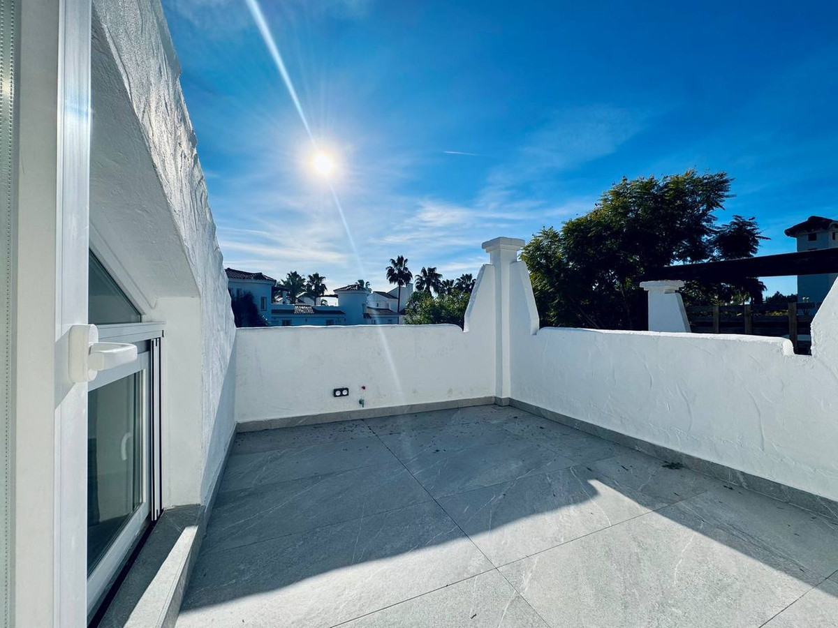 Se vende Adosada de 3 dormitorios en Costa Del Sol, Málaga, España