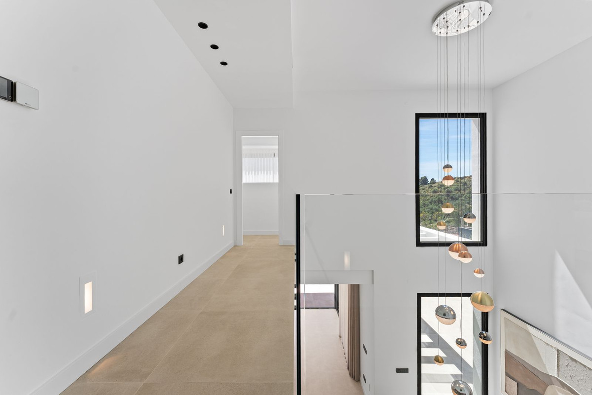 Se vende Villa - Chalet de 4 dormitorios en Costa Del Sol, Málaga, España