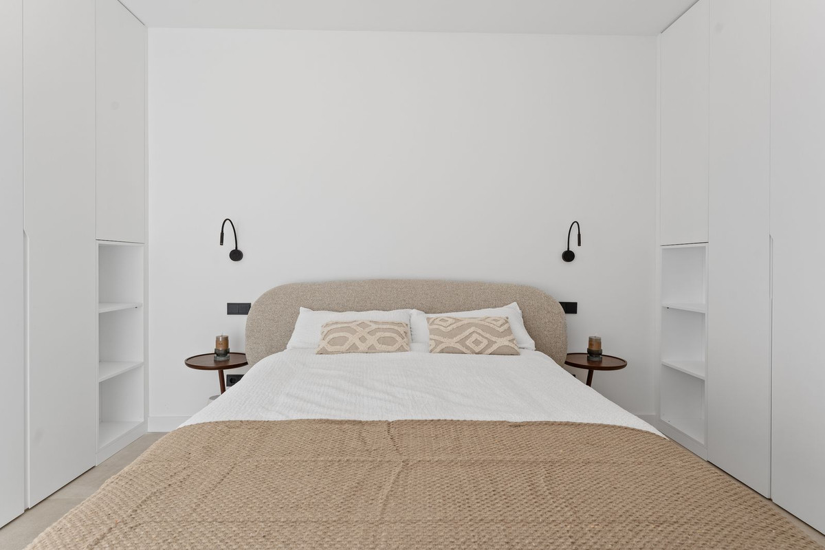 Se vende Villa - Chalet de 4 dormitorios en Costa Del Sol, Málaga, España