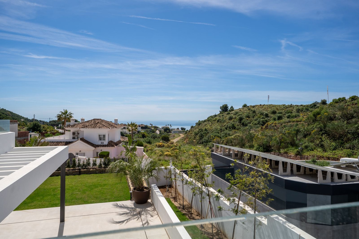Se vende Villa - Chalet de 4 dormitorios en Costa Del Sol, Málaga, España