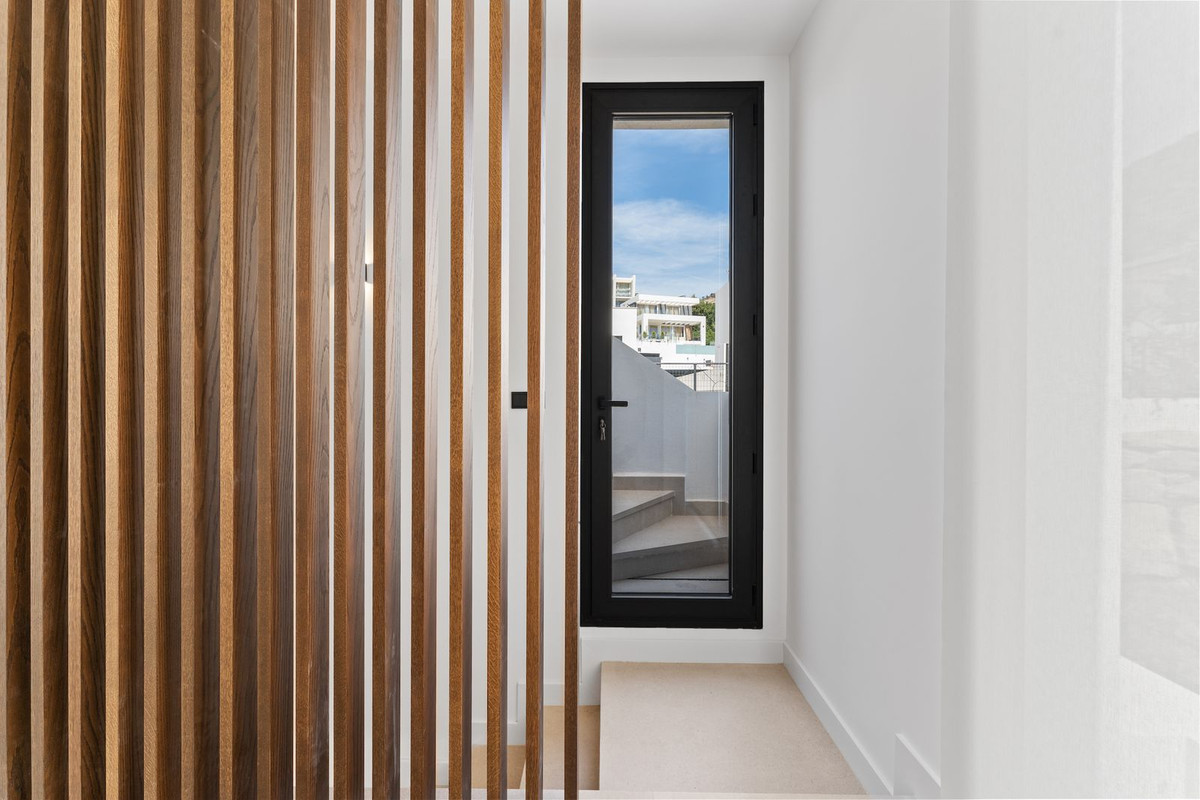Se vende Villa - Chalet de 4 dormitorios en Costa Del Sol, Málaga, España