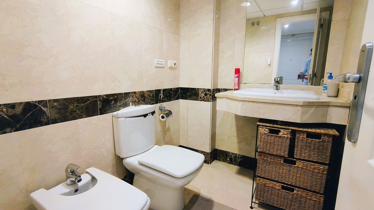 1 Bed Apartment for sale in Marbella Costa Del Sol, Málaga, Spain