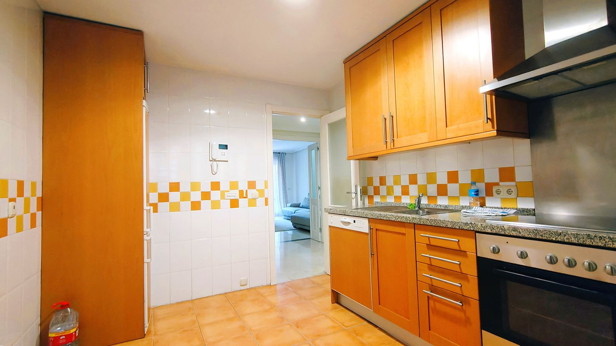 1 Bed Apartment for sale in Marbella Costa Del Sol, Málaga, Spain