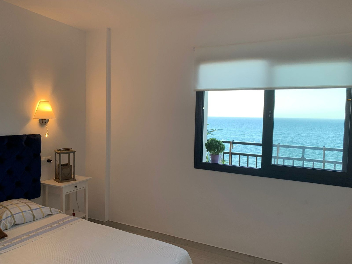 2 Bed Apartment for sale in Fuengirola Costa Del Sol, Málaga, Spain