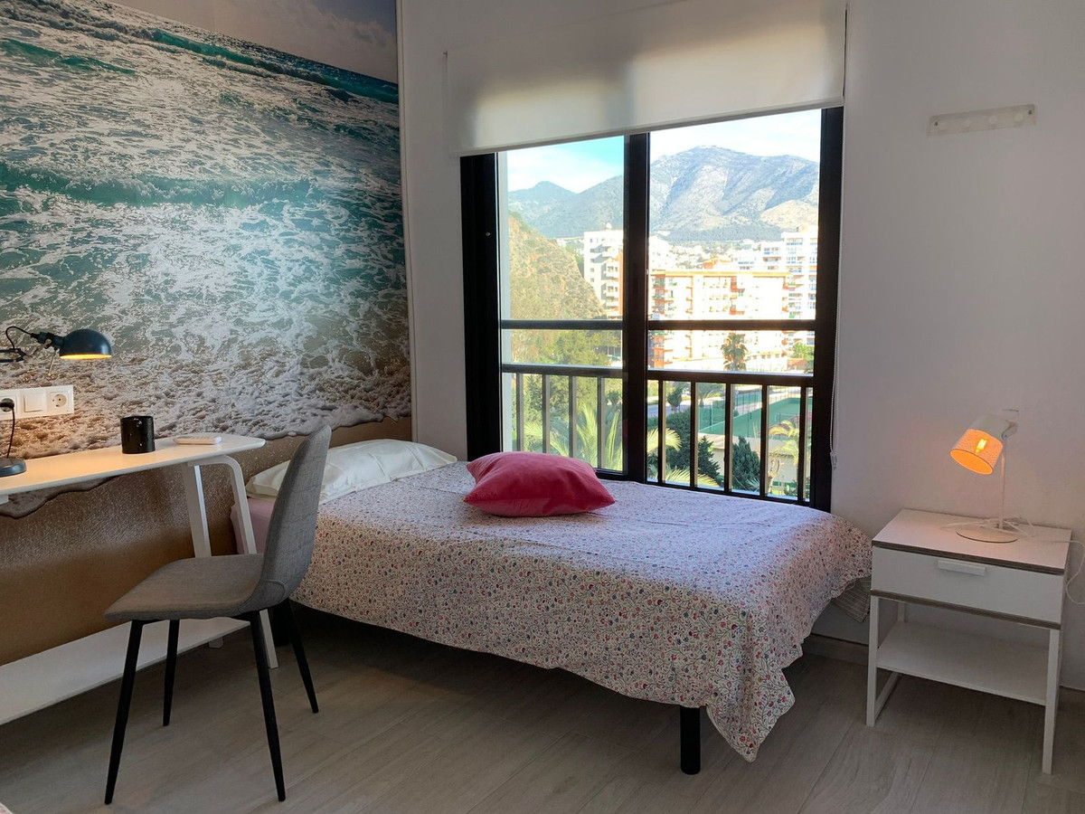 2 Bed Apartment for sale in Fuengirola Costa Del Sol, Málaga, Spain