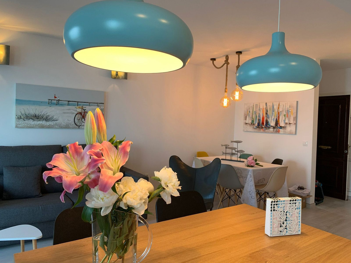 2 Bed Apartment for sale in Fuengirola Costa Del Sol, Málaga, Spain