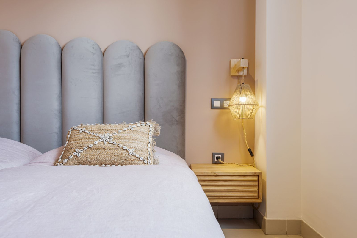 2 Bed Apartment for sale in Estepona Costa Del Sol, Málaga, Spain