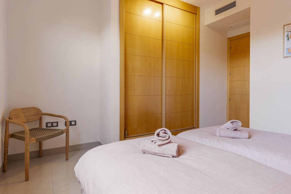2 Bed Apartment for sale in Estepona Costa Del Sol, Málaga, Spain