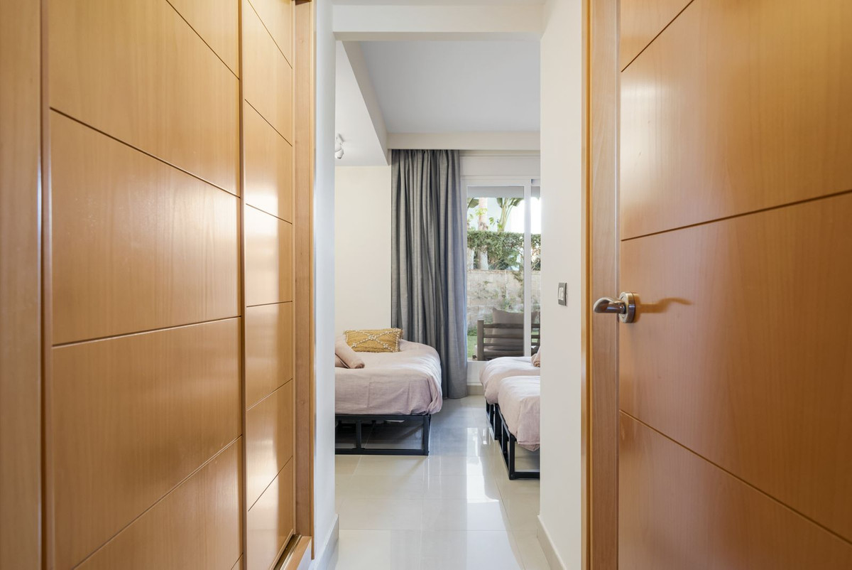 2 Bed Apartment for sale in Estepona Costa Del Sol, Málaga, Spain