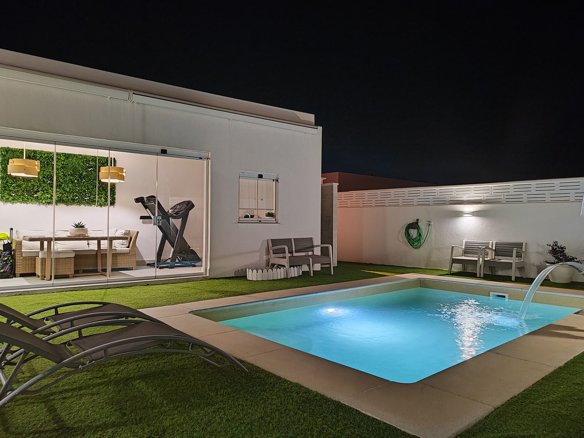 4 Bed Townhouse for sale in Mijas Costa Del Sol, Málaga, Spain