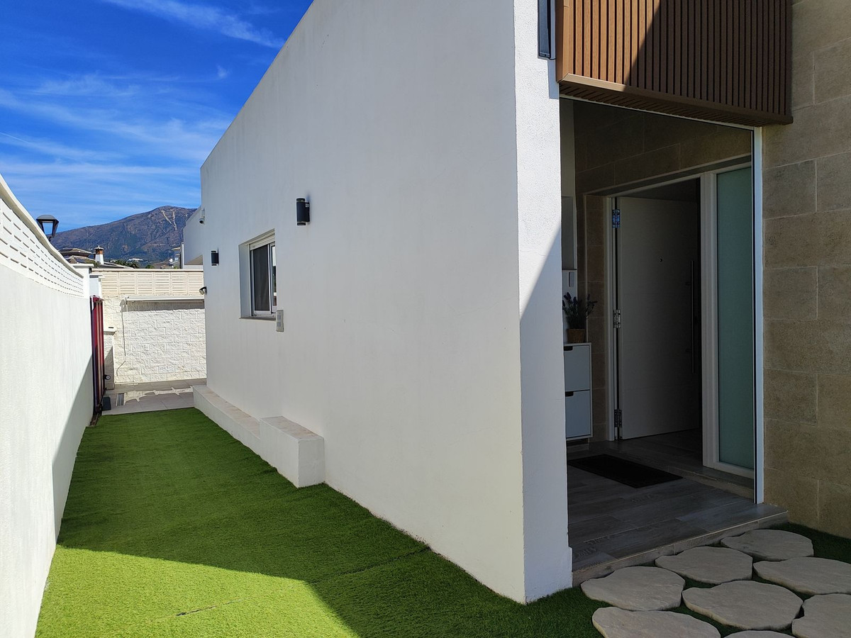 4 Bed Townhouse for sale in Mijas Costa Del Sol, Málaga, Spain