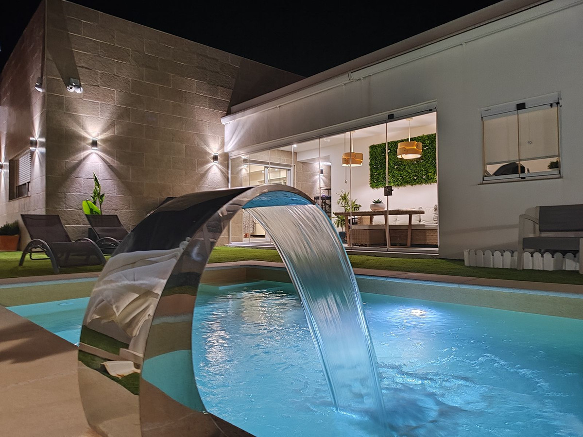 4 Bed Townhouse for sale in Mijas Costa Del Sol, Málaga, Spain