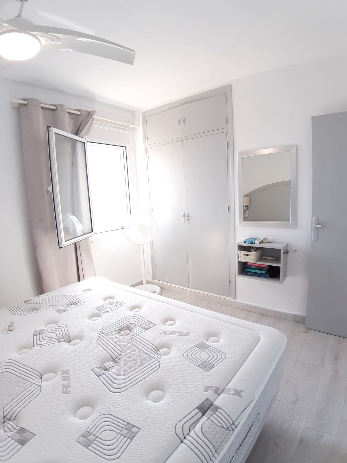 2 Bed Apartment for sale in Fuengirola Costa Del Sol, Málaga, Spain