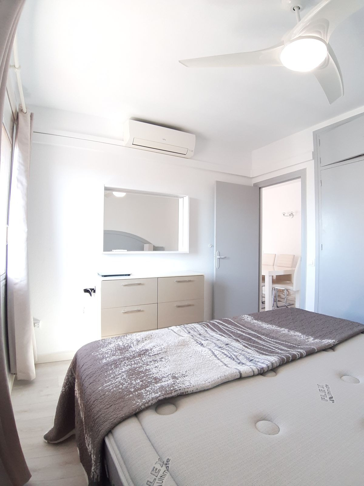 2 Bed Apartment for sale in Fuengirola Costa Del Sol, Málaga, Spain