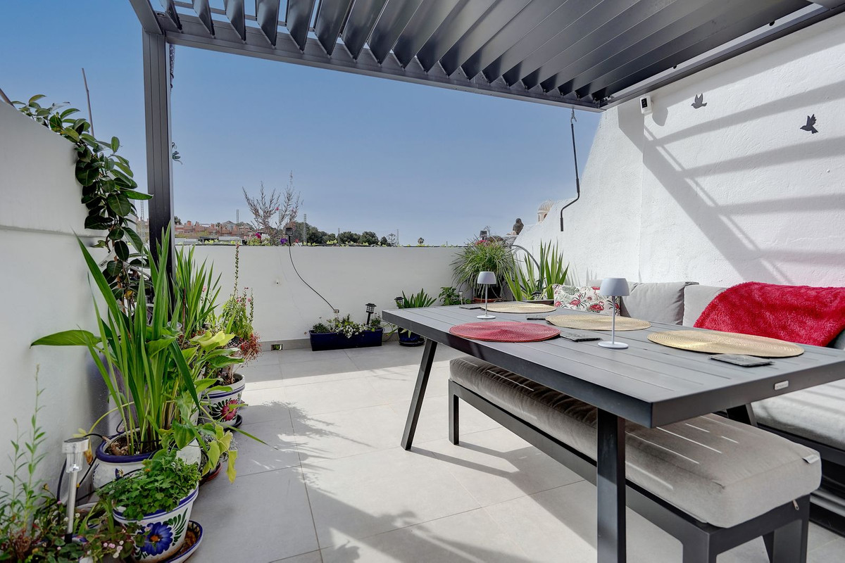 3 Bed Townhouse for sale in Las Chapas Costa Del Sol, Málaga, Spain