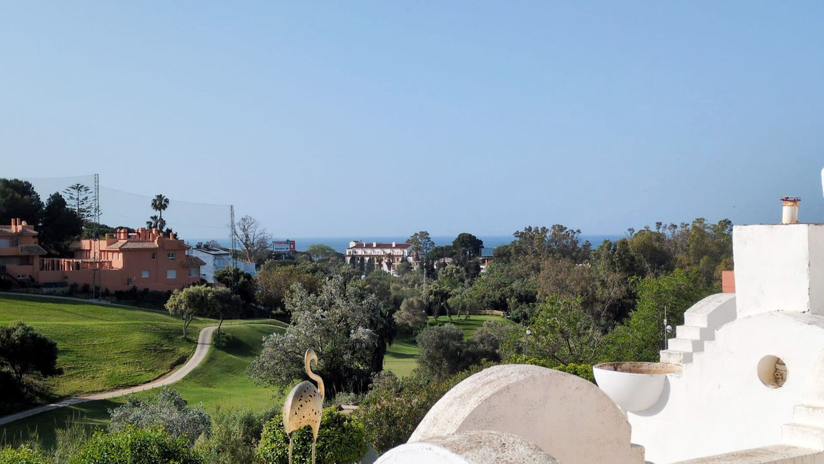 3 Bed Townhouse for sale in Las Chapas Costa Del Sol, Málaga, Spain
