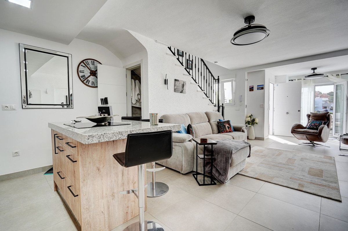 3 Bed Townhouse for sale in Las Chapas Costa Del Sol, Málaga, Spain