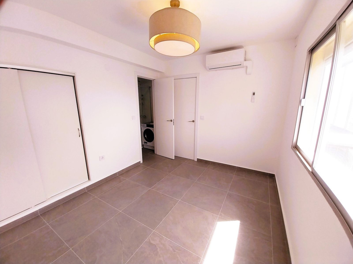 3 Bed Apartment for sale in Calahonda Costa Del Sol, Málaga, Spain