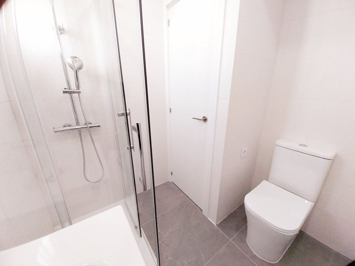 3 Bed Apartment for sale in Calahonda Costa Del Sol, Málaga, Spain