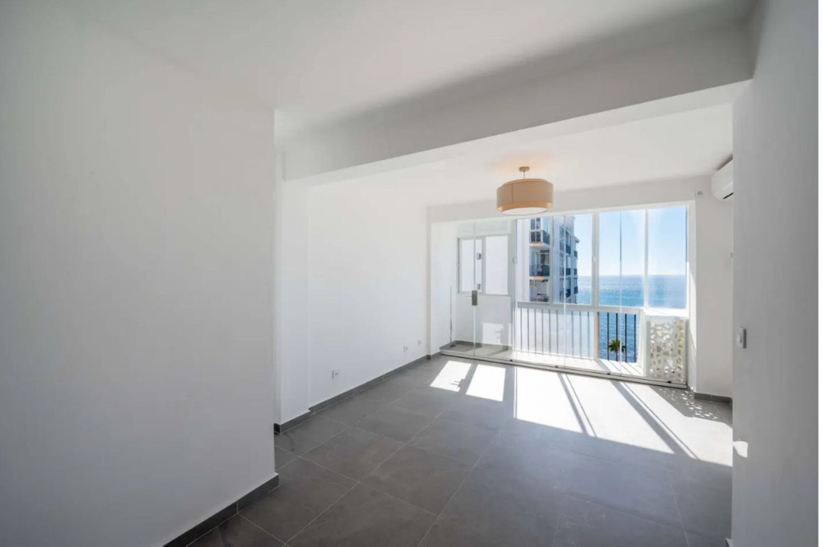 3 Bed Apartment for sale in Calahonda Costa Del Sol, Málaga, Spain