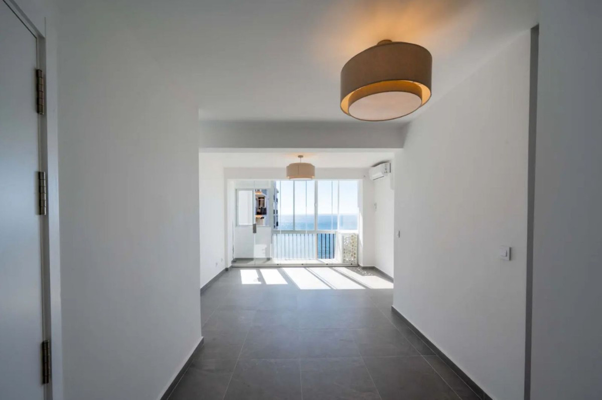 3 Bed Apartment for sale in Calahonda Costa Del Sol, Málaga, Spain