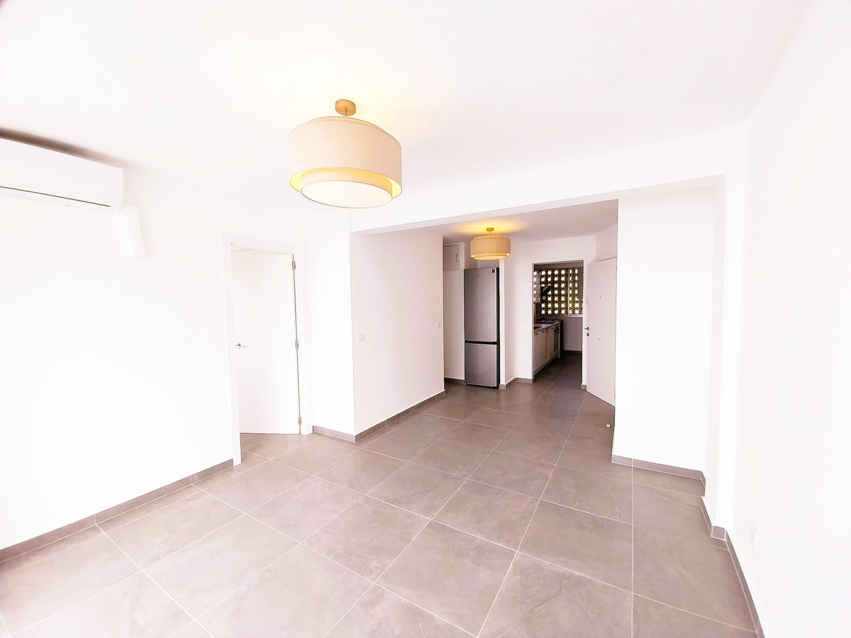3 Bed Apartment for sale in Calahonda Costa Del Sol, Málaga, Spain