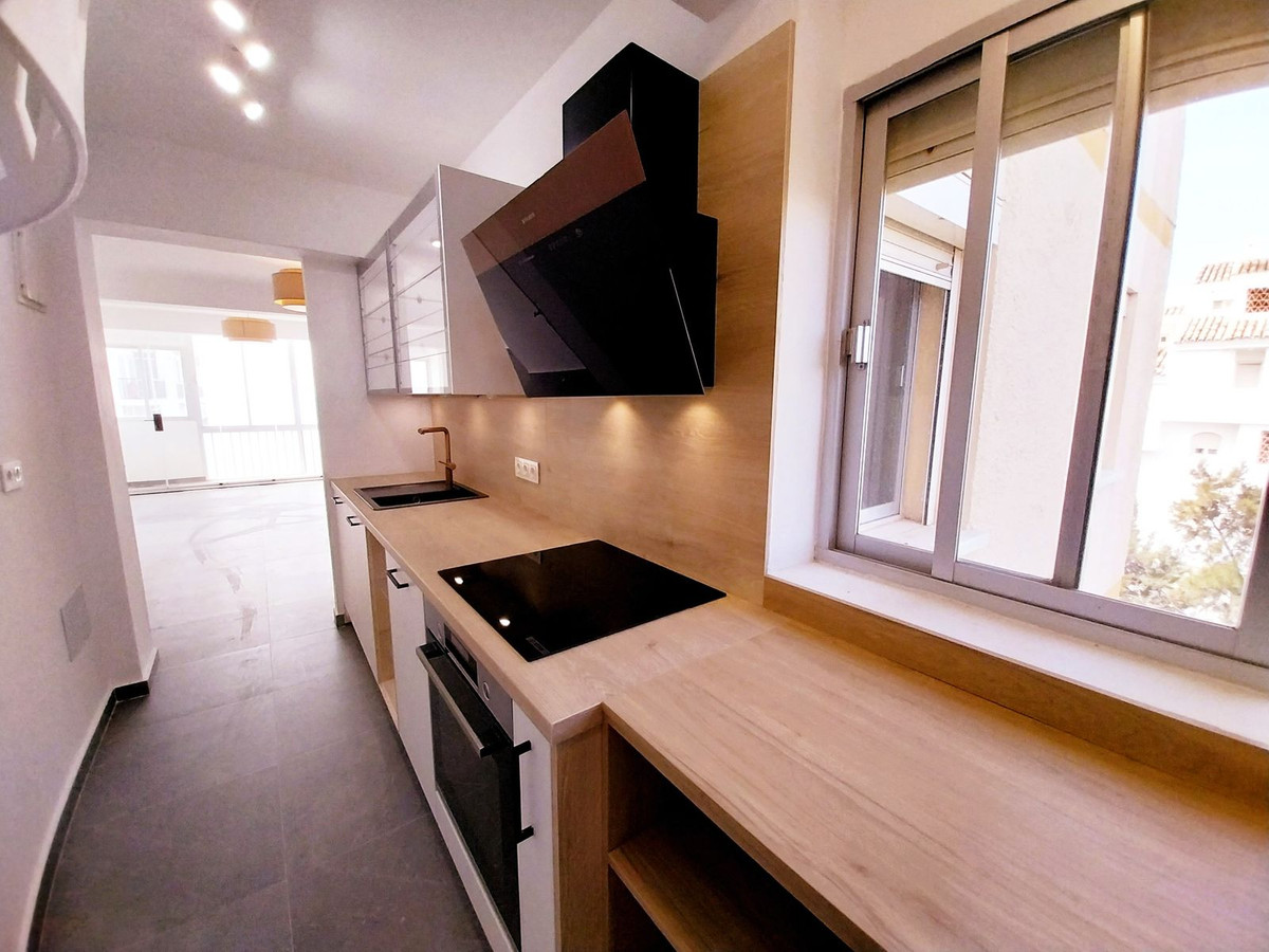 3 Bed Apartment for sale in Calahonda Costa Del Sol, Málaga, Spain