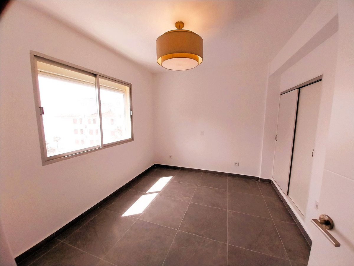 3 Bed Apartment for sale in Calahonda Costa Del Sol, Málaga, Spain