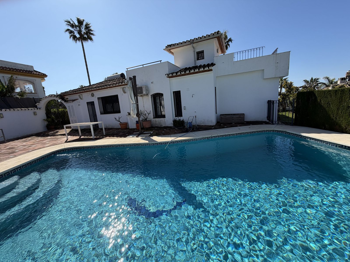 3 Bed Townhouse for sale in Estepona Costa Del Sol, Málaga, Spain
