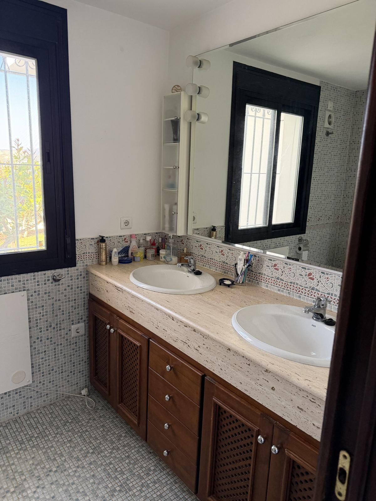 3 Bed Townhouse for sale in Estepona Costa Del Sol, Málaga, Spain