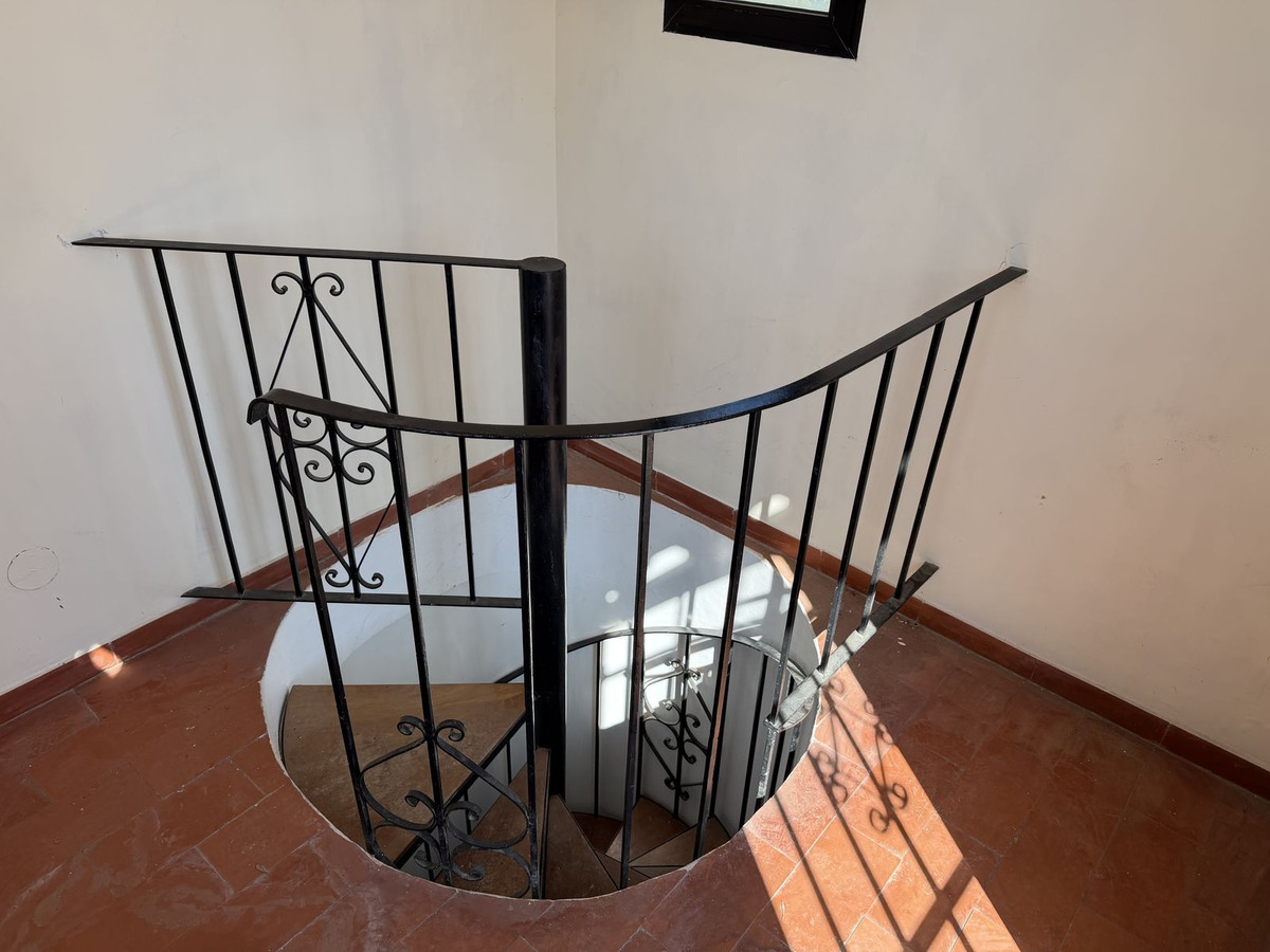 3 Bed Townhouse for sale in Estepona Costa Del Sol, Málaga, Spain