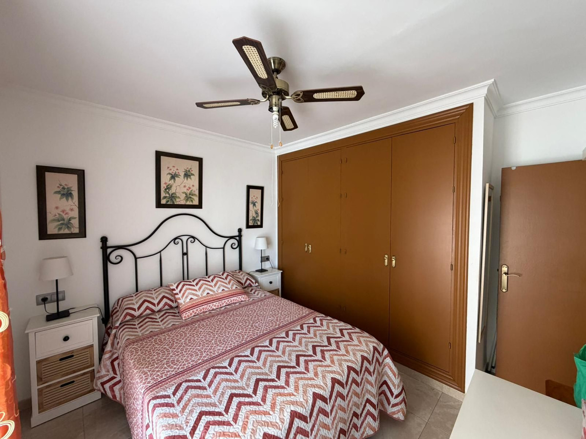 2 Bed Apartment for sale in Fuengirola Costa Del Sol, Málaga, Spain